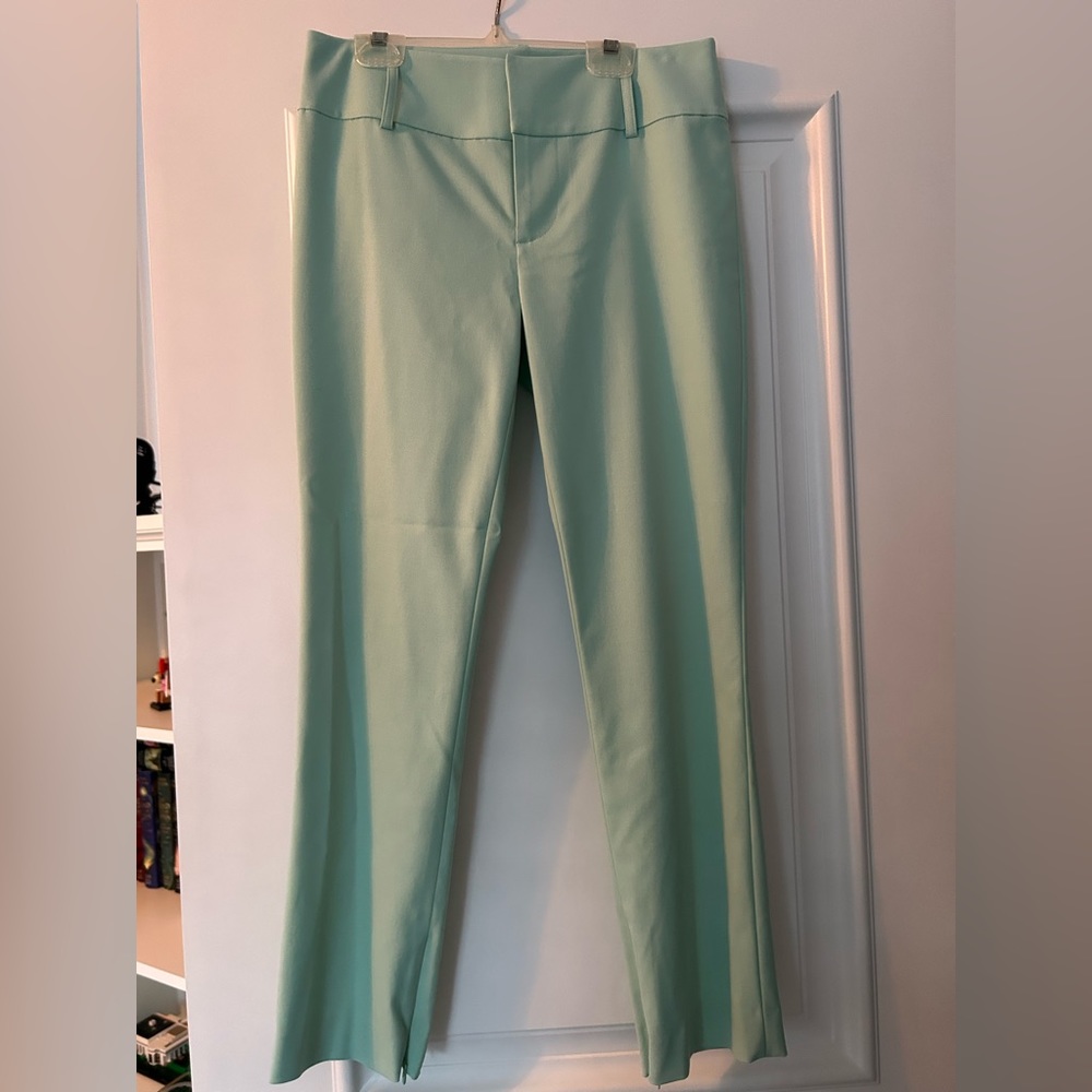 Alice + Olivia Mint Green Straight Leg Pants size 2